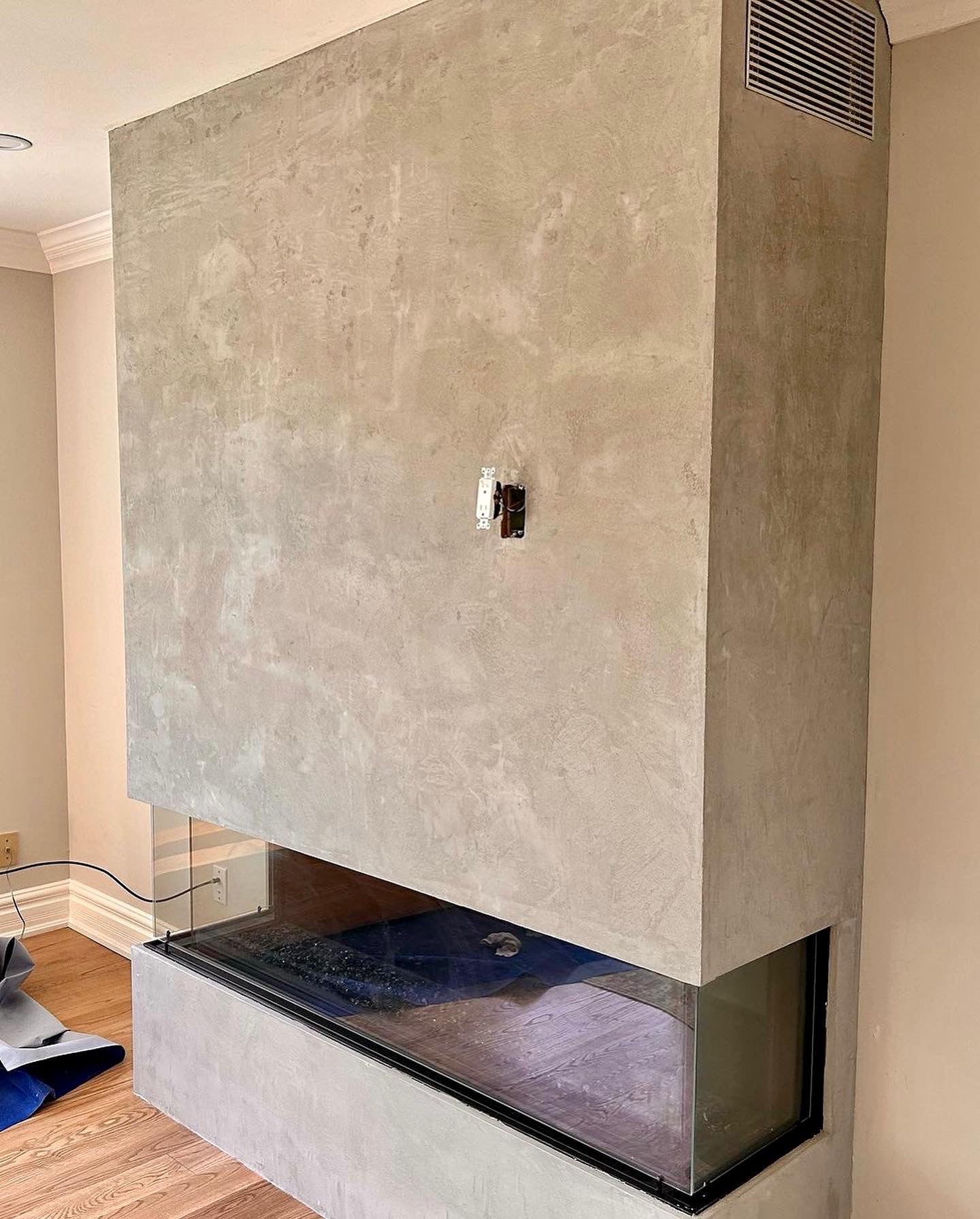 Concrete-look Decorative Venetian Plaster Coarse - 5 Star Finishes Ltd