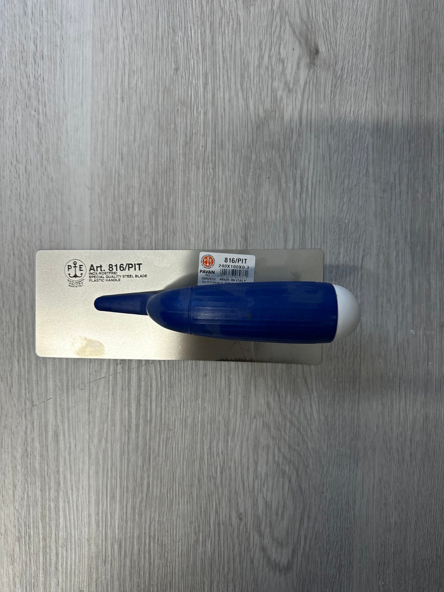 Ultra flexible 3mm inox stainless steel Venetian Plaster basecoat trowel - 5 Star Finishes Ltd