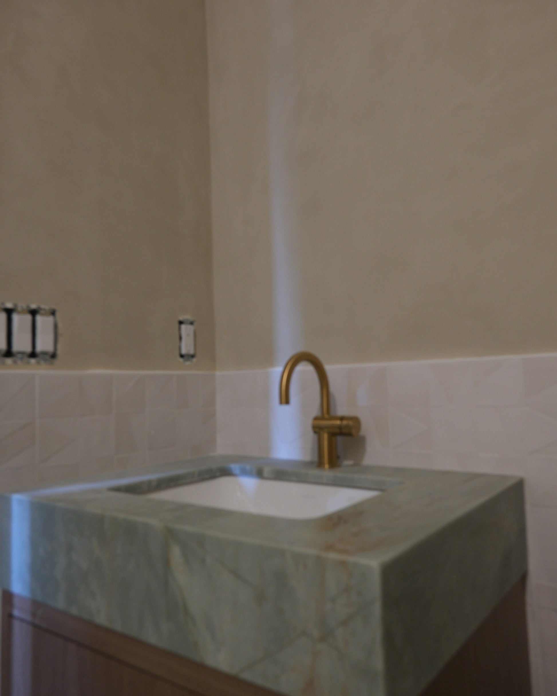 Decorative Venetian Plaster Lime Wash Paint - 5 Star Finishes Ltd