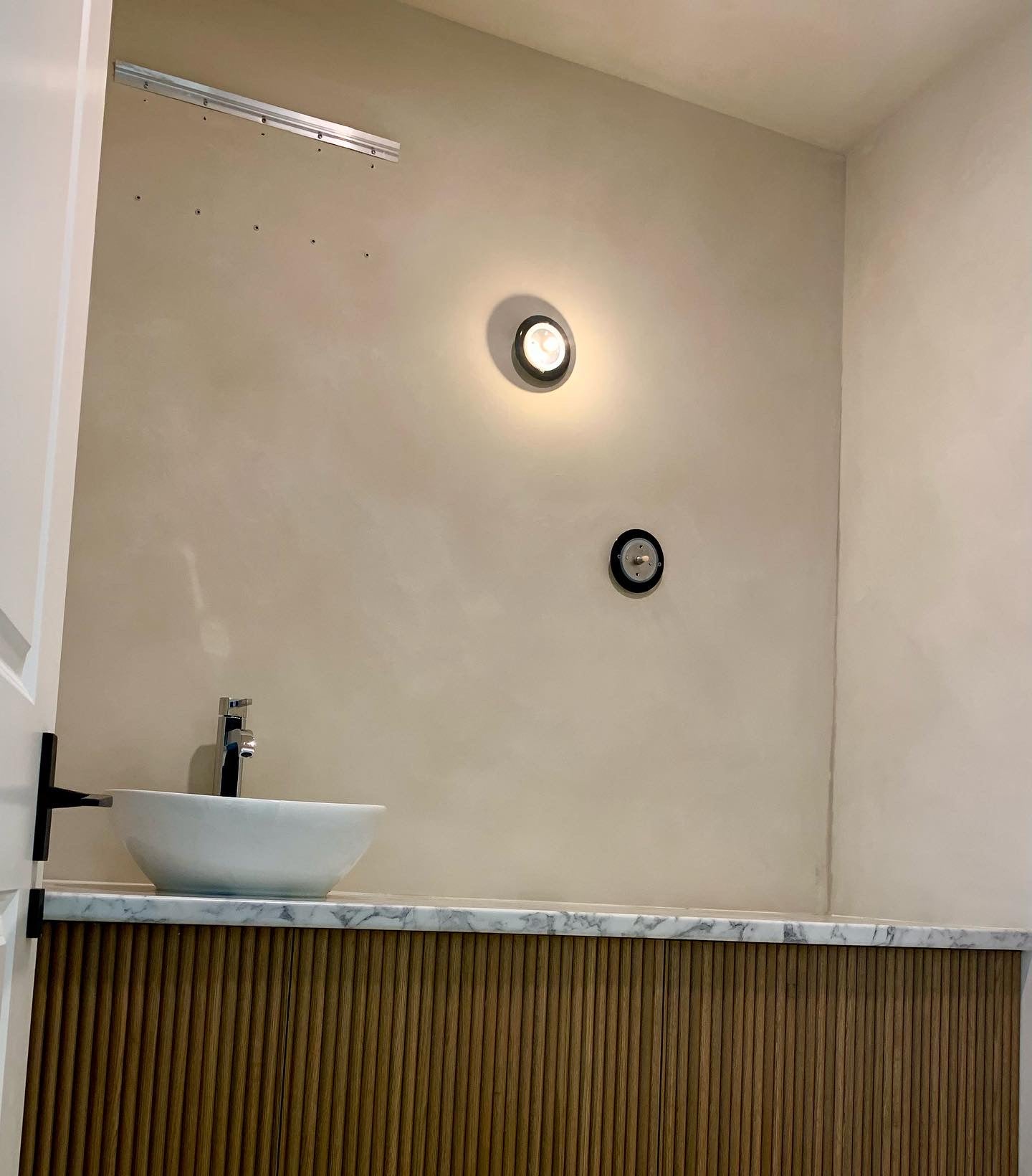 Decorative Venetian Plaster Lime Wash Paint - 5 Star Finishes Ltd