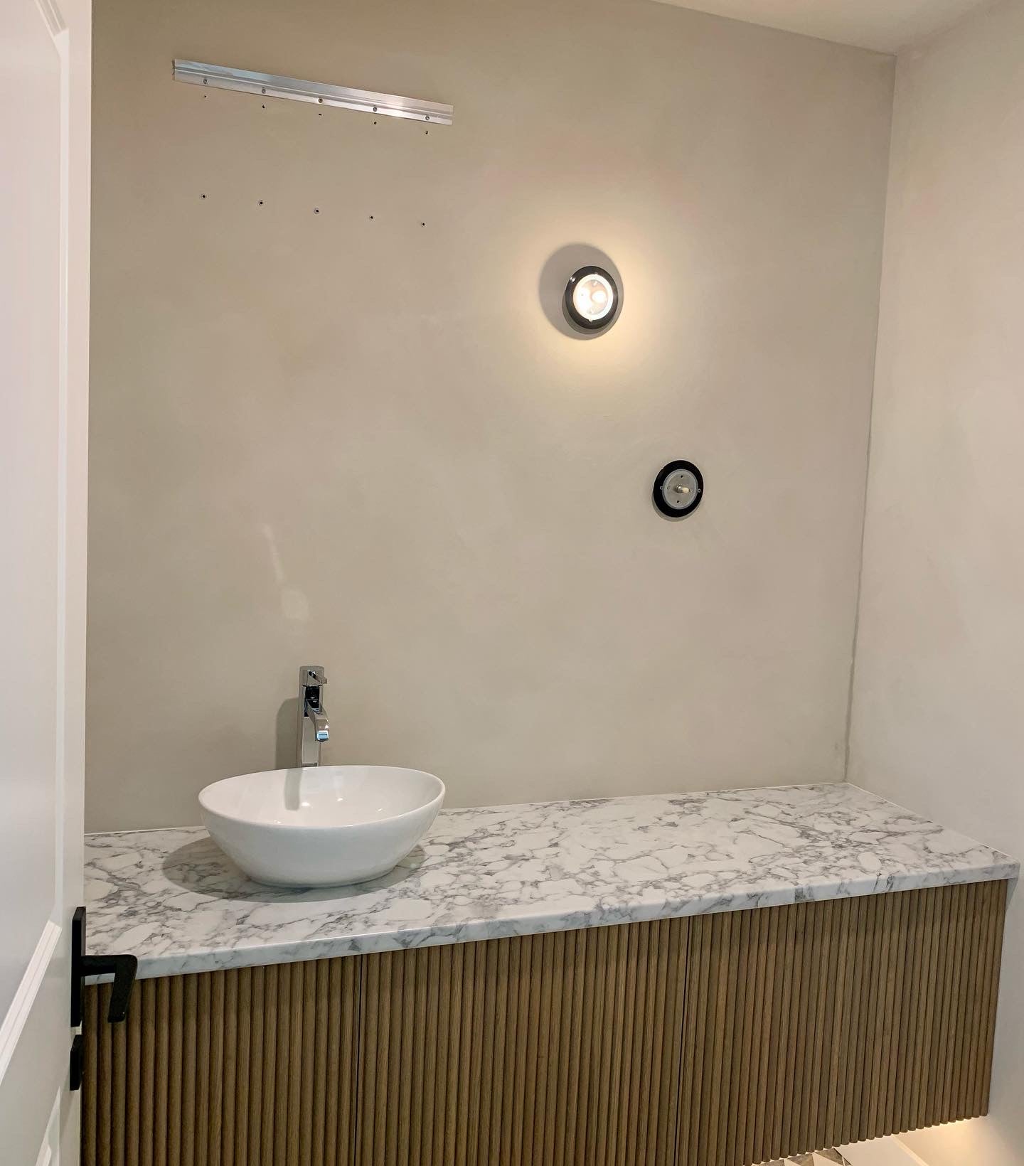 Decorative Venetian Plaster Lime Wash Paint - 5 Star Finishes Ltd