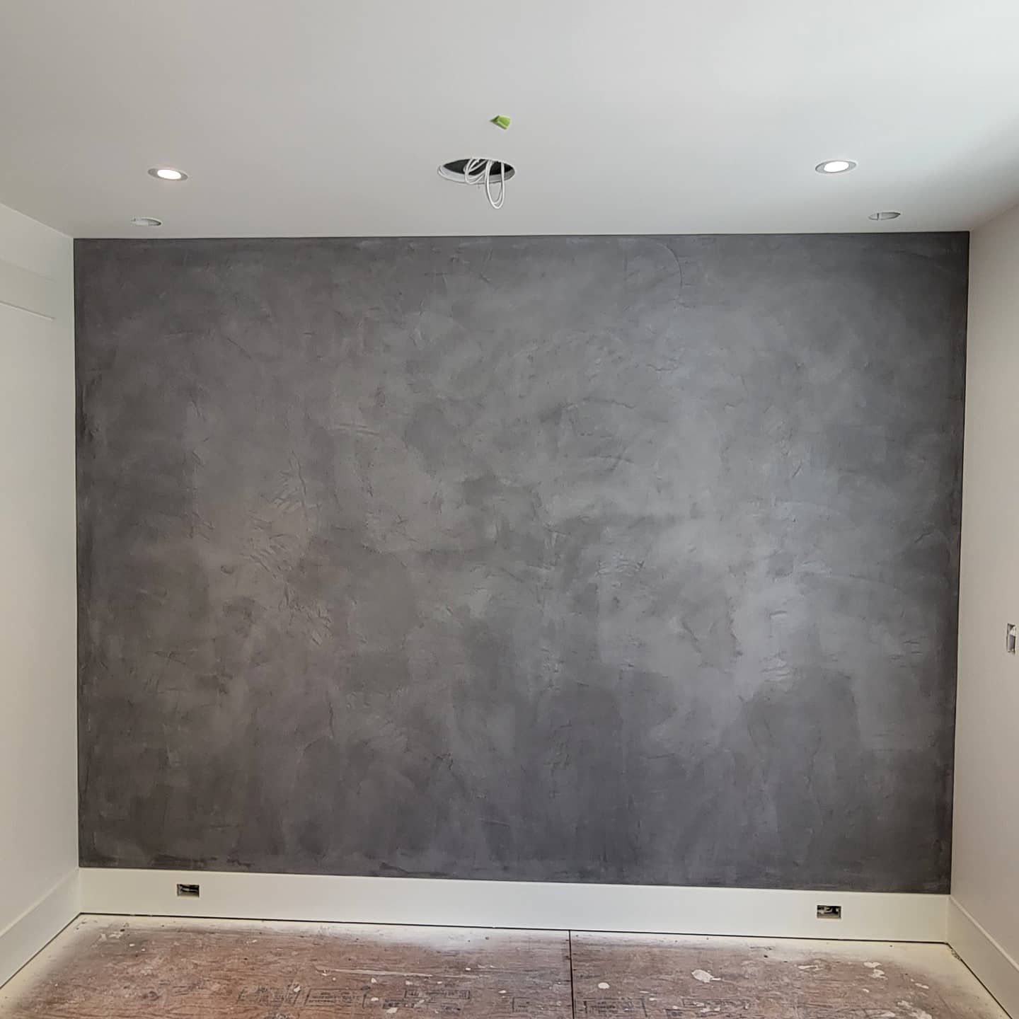 Concrete-look Decorative Venetian Plaster Coarse - 5 Star Finishes Ltd