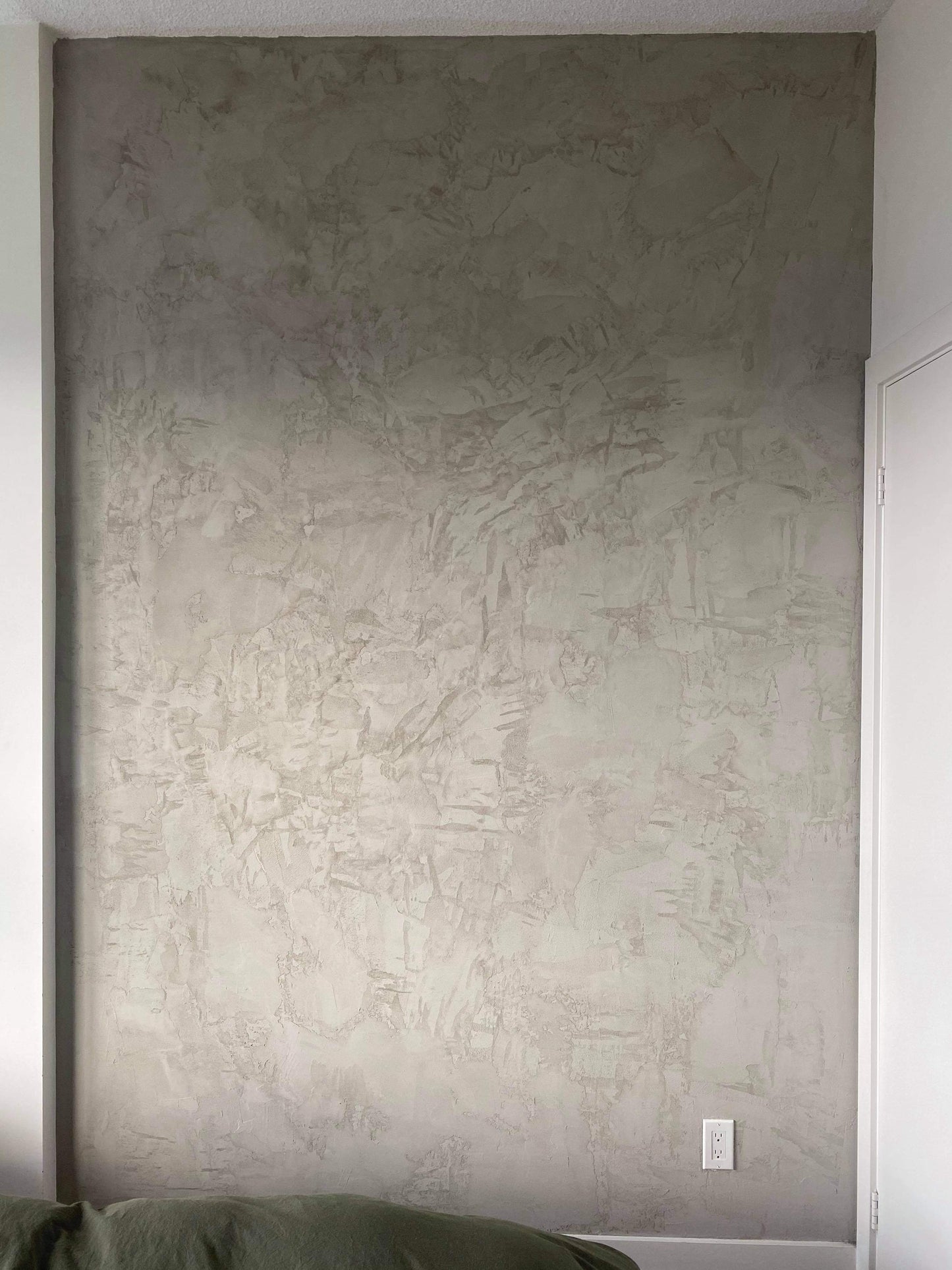 Concrete-look Decorative Venetian Plaster Coarse - 5 Star Finishes Ltd